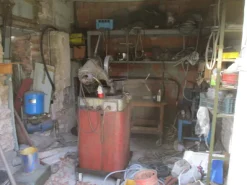 ATTREZZATURE OFFICINA CARPENTERIA METALLICAFABBRO