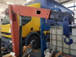 1#5348 Attrezzature officina e ricambi per automezzi industriali