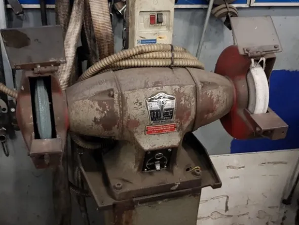 1#5348 Attrezzature officina e ricambi per automezzi industriali