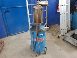 1#5348 Attrezzature officina e ricambi per automezzi industriali