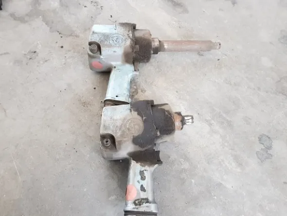 1#5348 Attrezzature officina e ricambi per automezzi industriali