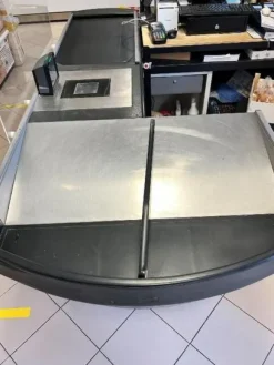 1#8498 Attrezzature per attività commercio e macellazione bestiame