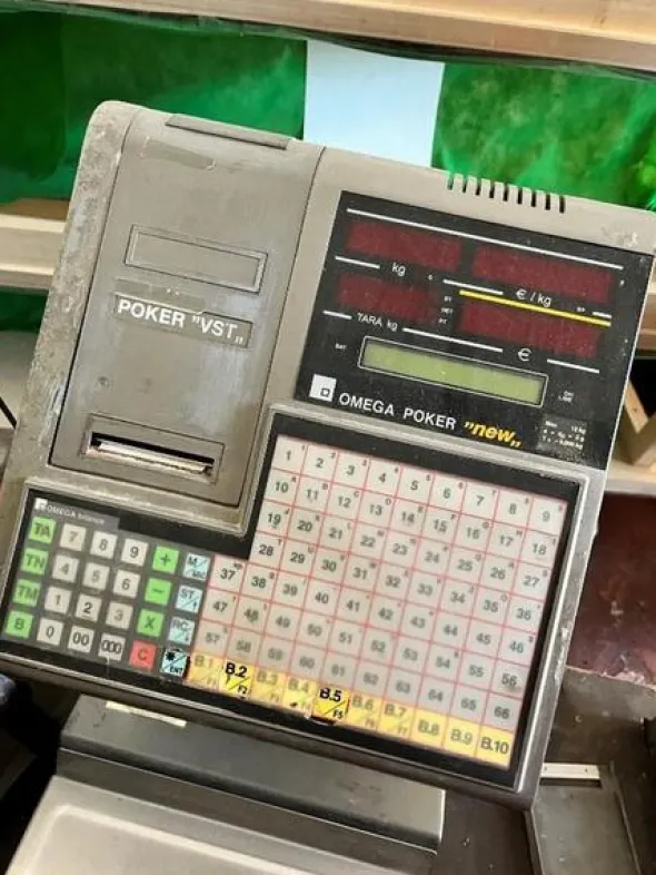 1#8498 Attrezzature per attività commercio e macellazione bestiame