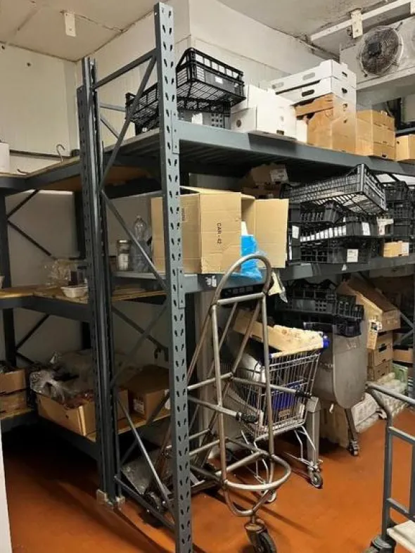 1#8498 Attrezzature per attività commercio e macellazione bestiame