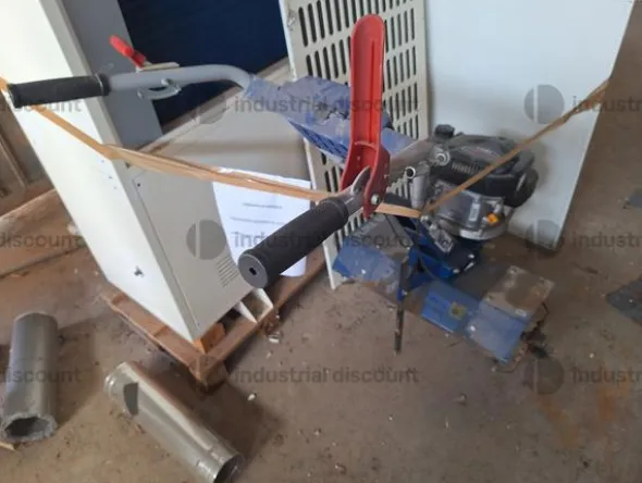 3#8767 Attrezzature per cantiere