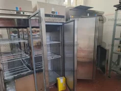 1#8803 Attrezzature per cucina industriale