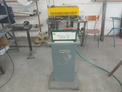 2#5574 Attrezzature per la lavorazione del ferro
