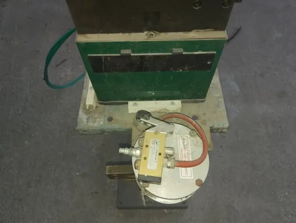 2#5574 Attrezzature per la lavorazione del ferro