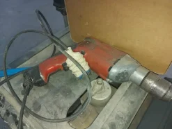 2#5574 Attrezzature per la lavorazione del ferro