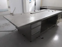 2#7567 Attrezzature per la lavorazione del pesce