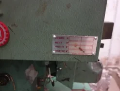 3#6047 Attrezzature per la produzione di calzature