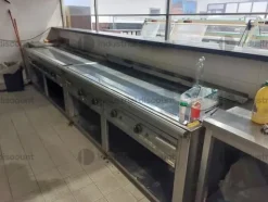 8#9089 Attrezzature per la ristorazione