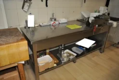 4#6225 Attrezzature per macelleria
