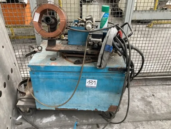 69#7125 Attrezzature per meccanica