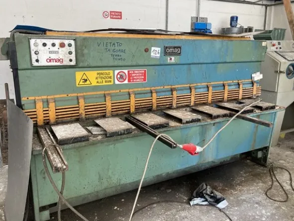 69#7125 Attrezzature per meccanica