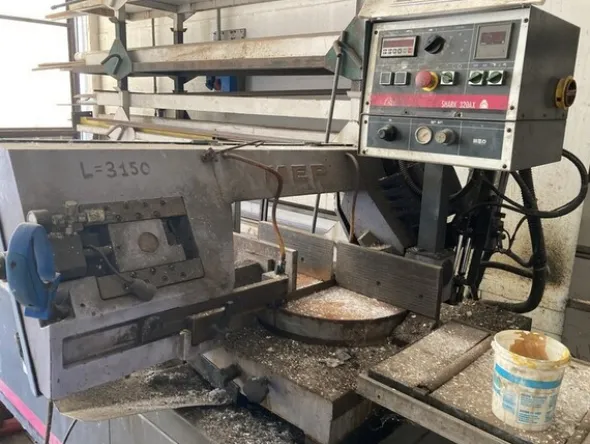 69#7125 Attrezzature per meccanica