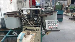 12#7174 Attrezzature per premontaggio vasca