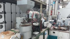 12#7174 Attrezzature per premontaggio vasca