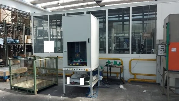 12#7174 Attrezzature per premontaggio vasca