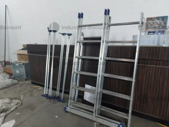 9#9089 Attrezzature per ristorazione e Amplificatore Yamaha e Scaffalature