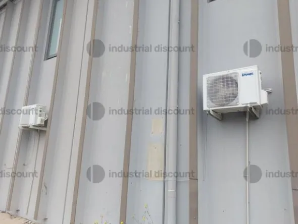 9#9089 Attrezzature per ristorazione e Amplificatore Yamaha e Scaffalature