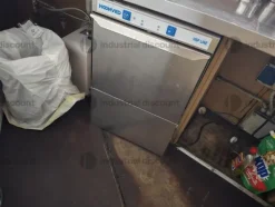 1#10312 Attrezzature ristorazione e bevande e alimenti a lunga scadenza