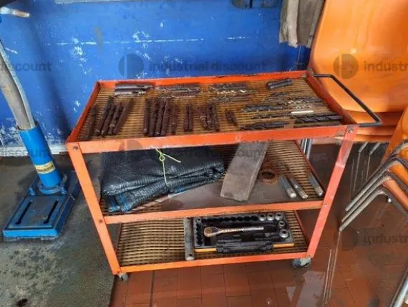 11#8903 Attrezzature specifiche d'officina