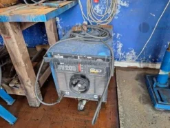11#8903 Attrezzature specifiche d'officina