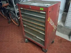 3#10272 Attrezzature utensili e strumenti per officina e lavorazioni meccaniche