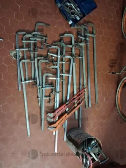 3#10272 Attrezzature utensili e strumenti per officina e lavorazioni meccaniche