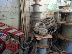 7#10015 Attrezzature varie da cantiere