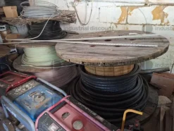 7#10015 Attrezzature varie da cantiere