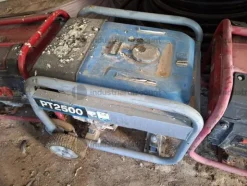 7#10015 Attrezzature varie da cantiere