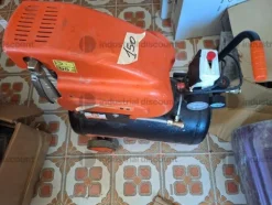 4#10015 Attrezzature varie da cantiere