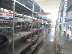 3#8599 Attrezzature varie di magazzino e rimanenze di materiale elettrico