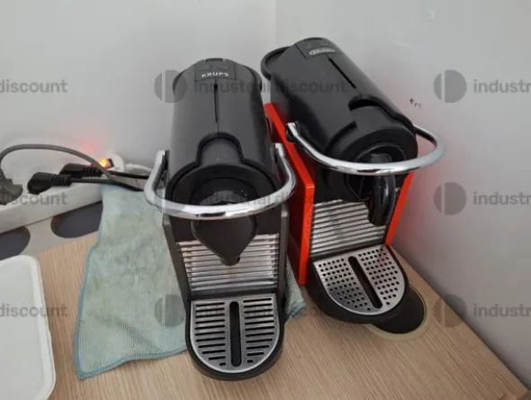 7#9178 Attrezzature varie ufficio