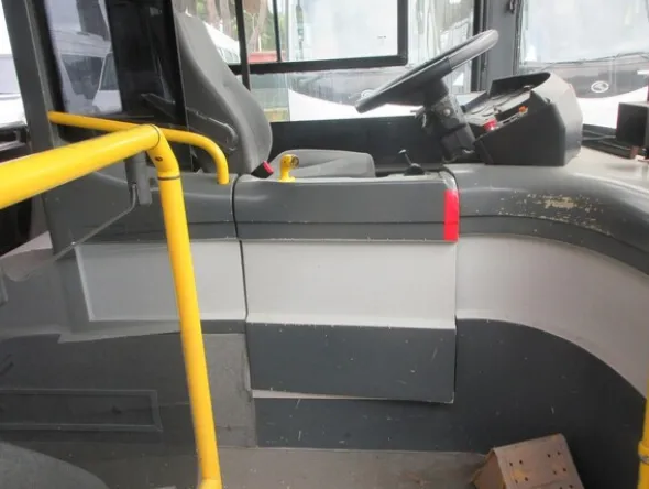 6#5473 Autobus Man