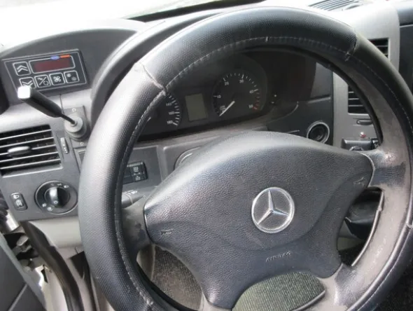5#5473 Autobus Mercedes Sprinter