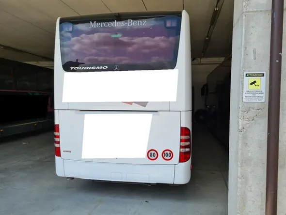 4#6173 Autobus 48 posti Mercedes Benz Tourismo RHD