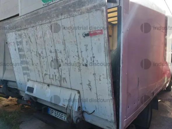 11#9138 Autocarri Iveco e Mercedes