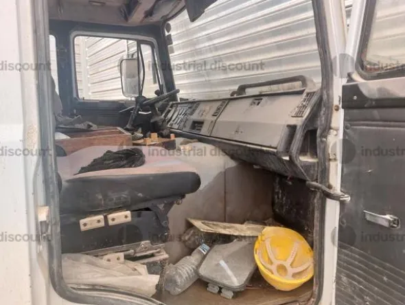 3#10006 Autocarro betonpompa Iveco