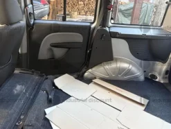 2#10231 Autocarro Fiat Doblò