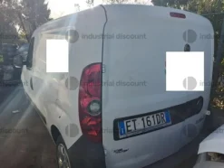 2#9138 Autocarro Fiat Doblò