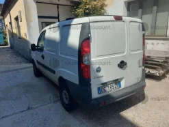46#9898 Autocarro Fiat Doblò