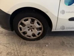 29#9706 Autocarro Fiat Doblò