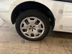 29#9706 Autocarro Fiat Doblò