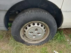 1#9760 Autocarro Fiat Doblò