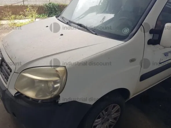 1#9328 Autocarro Fiat Doblò
