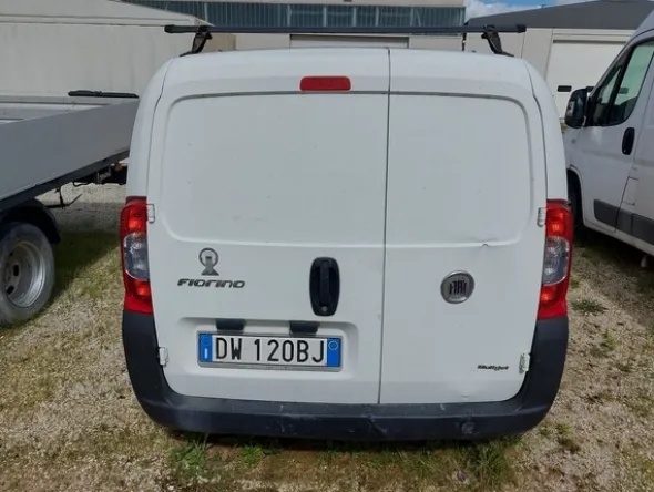 10#8245 Autocarro Fiat Fiorino