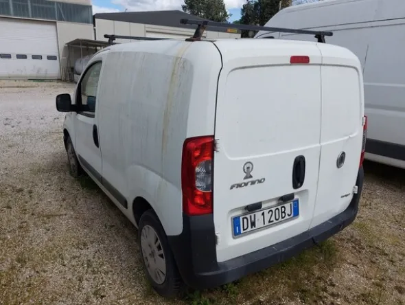 10#8245 Autocarro Fiat Fiorino